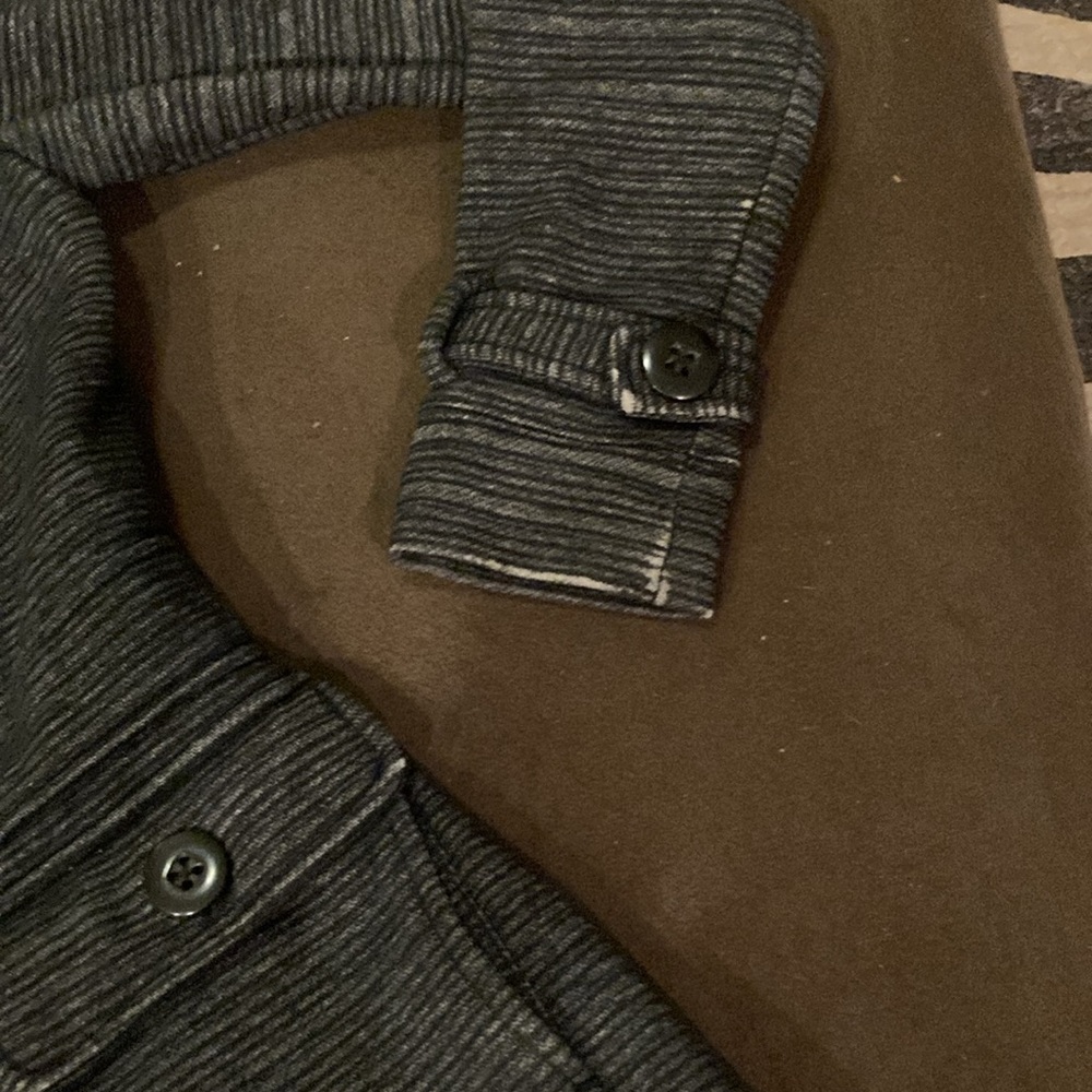 Billabong jacket - Picture 6 of 16